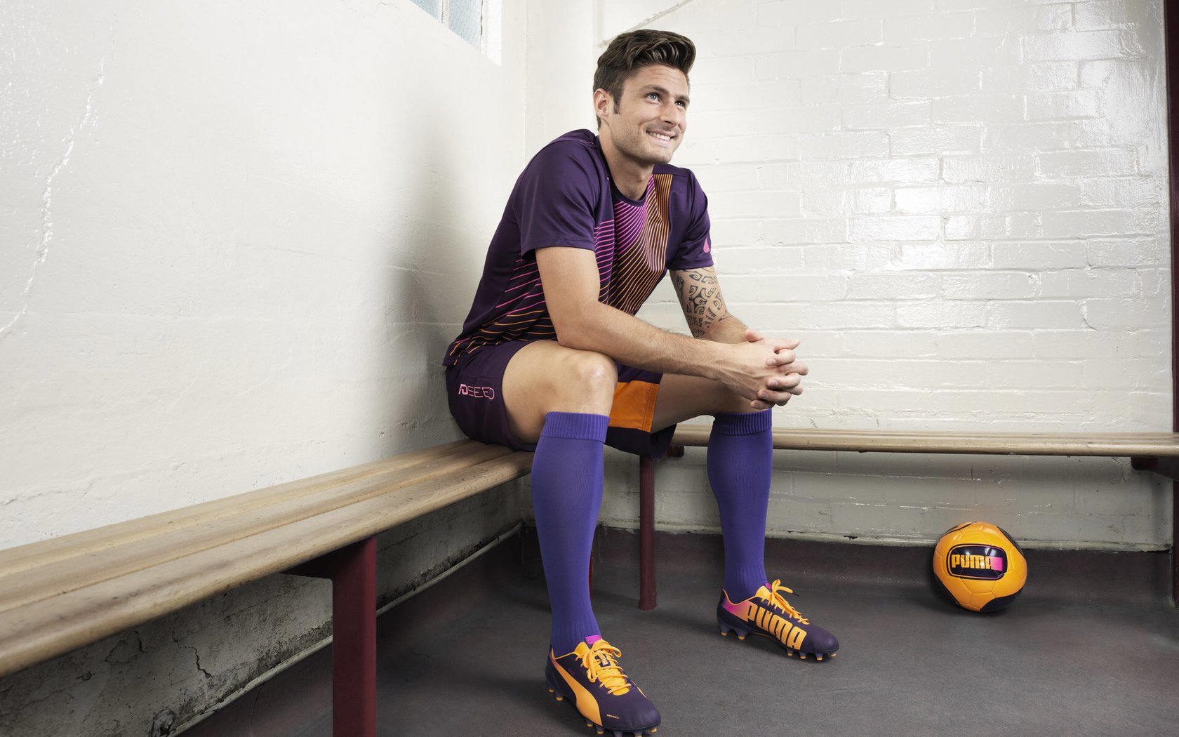 从巴拉圭到英超,足球世界的蝴蝶效应与德里赫特的统治力